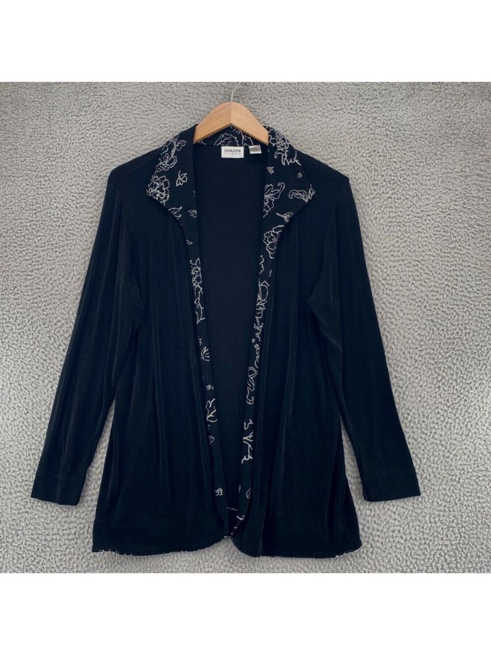 Chicos Sweater Womens 2 US Large Travelers Black Knit Floral Collared Cardigan